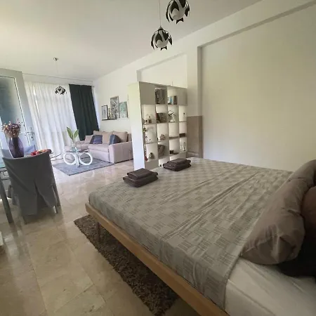 Tamara With Garden And River View - Free Private Parking & Garage Mostar