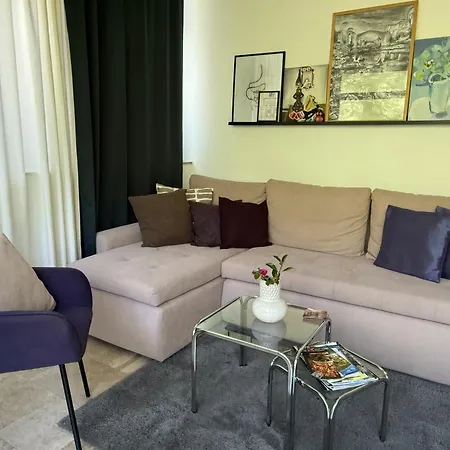 Apartamento Tamara With Garden And River View - Free Private Parking & Garage *